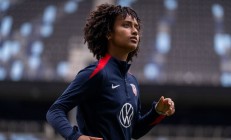开云体育下载:消息来源：USWNT的Lily Yohannes即将从阿贾克斯转会到里昂